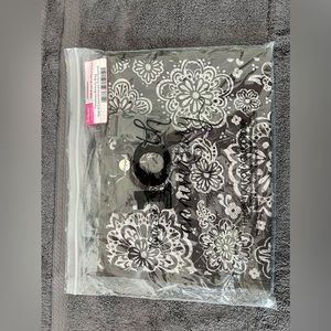 Thirty-One Timeless Beauty Bag NWT